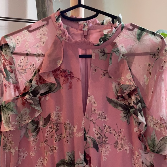 Forever New floral play suit - Picture 3 of 5